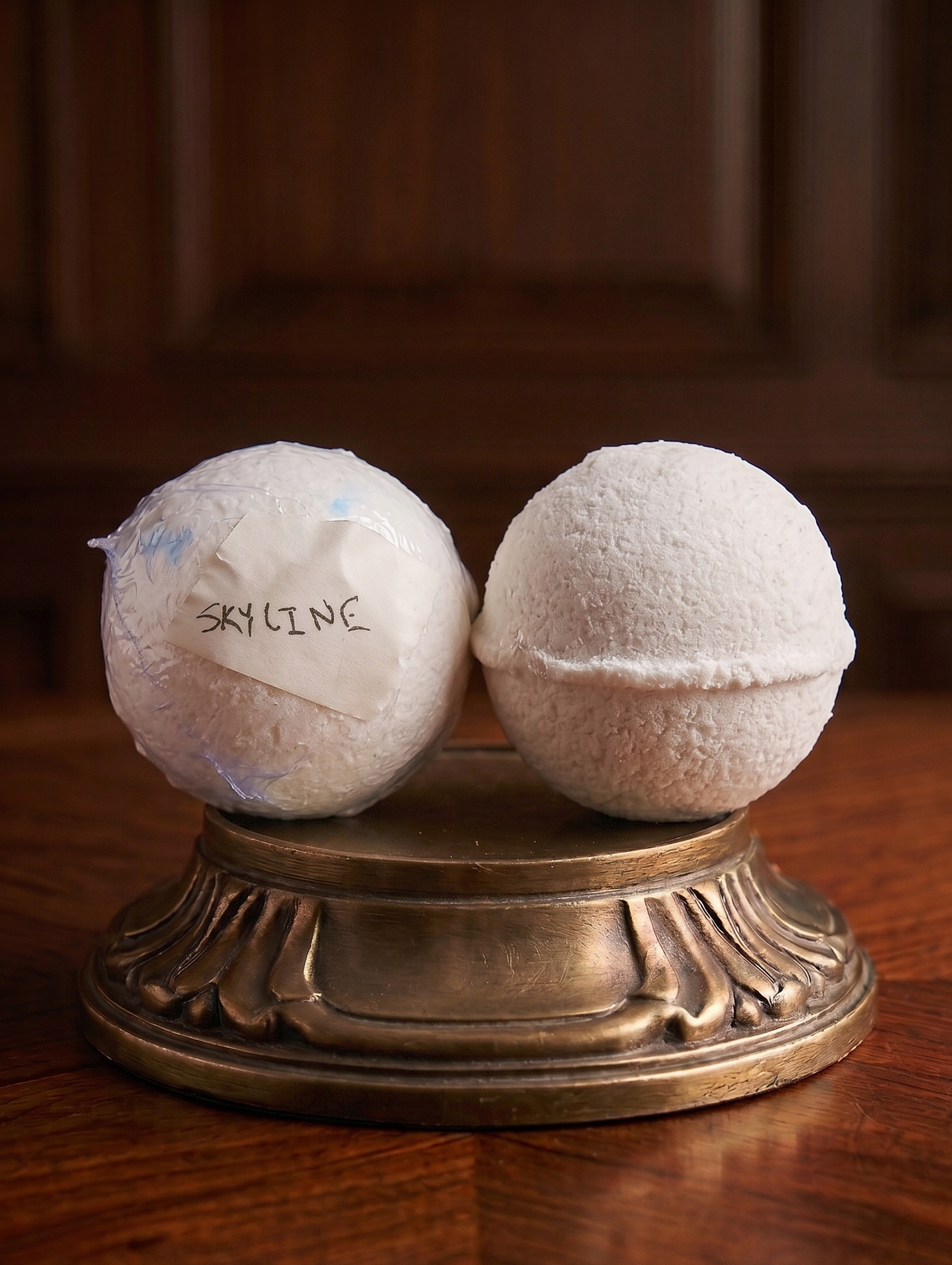 Skyline Bath Bomb - Bergamot, Pepper, Ambroxan